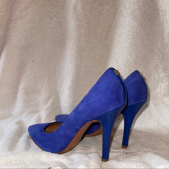 Women Coach Heels - Picture 2 of 7